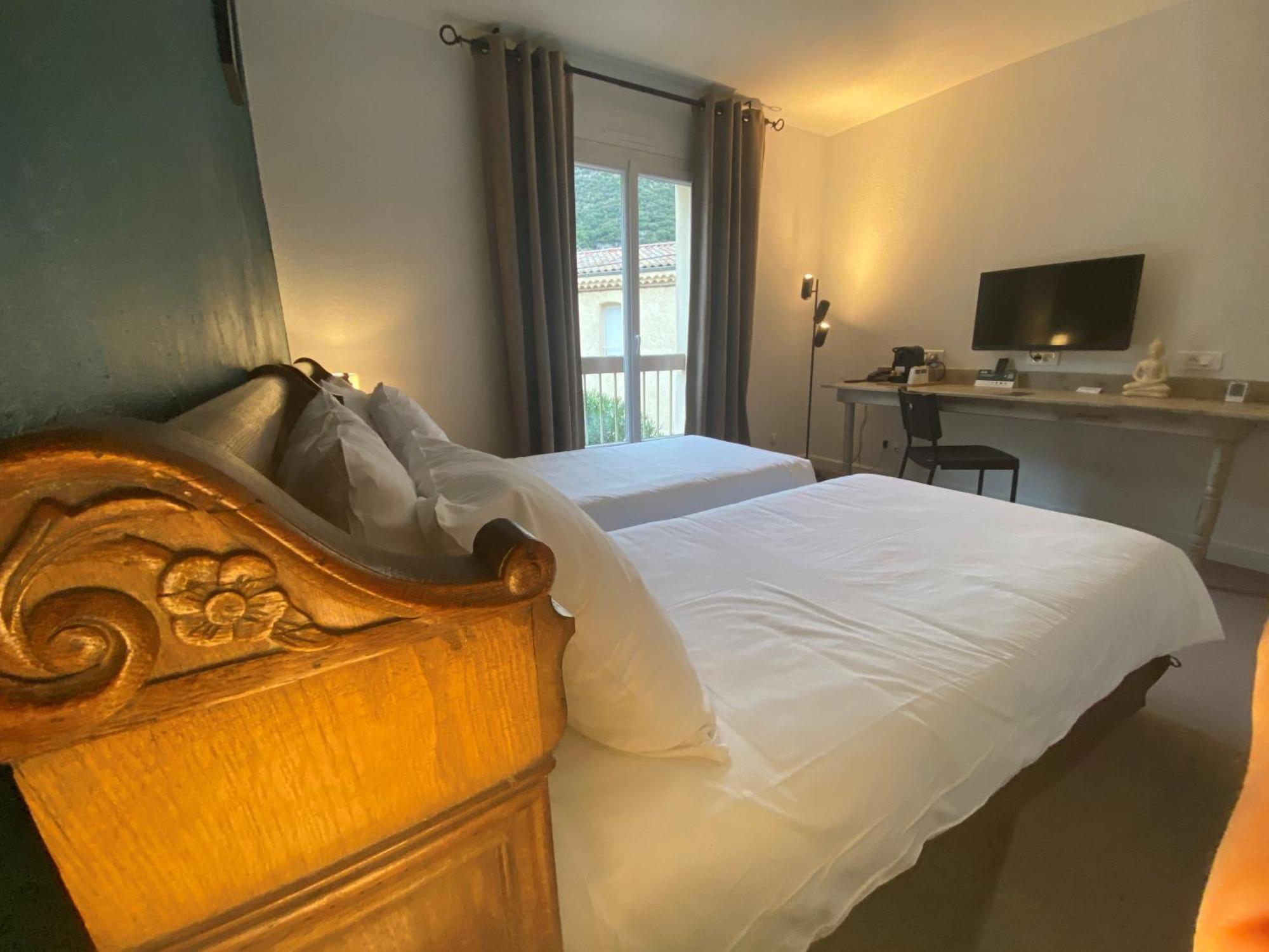 Logis Hotel Medieval, Montelimar Nord Rochemaure Экстерьер фото