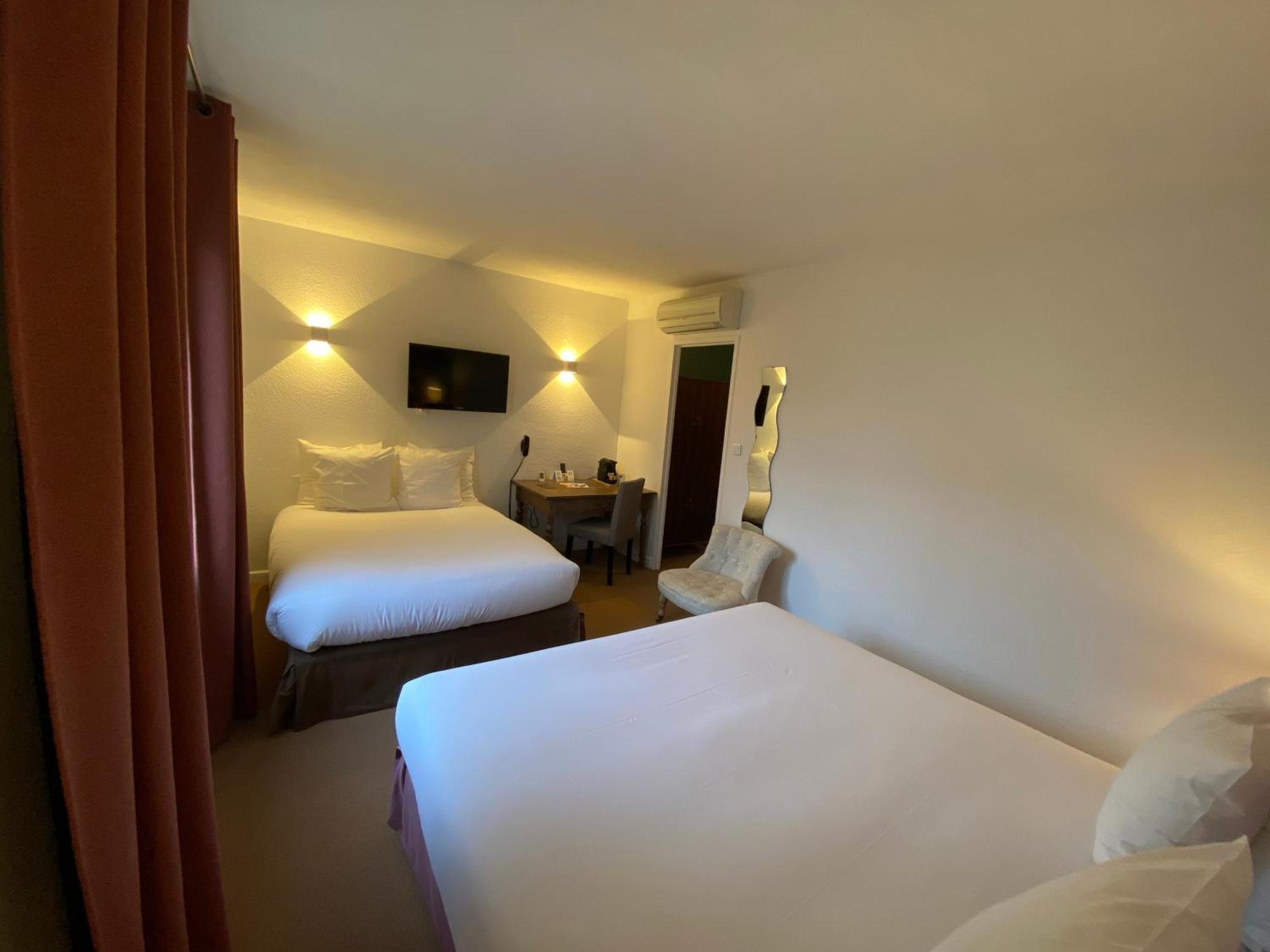 Logis Hotel Medieval, Montelimar Nord Rochemaure Экстерьер фото